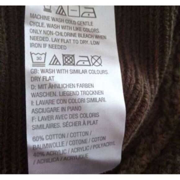 G.I.L.I. ARMY GREEN SWEATER CAPE W/BUTTONS SZ.XS/S EUC. - Picture 8 of 9